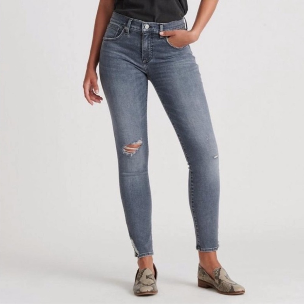 Lucky Jeans